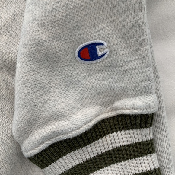 Champion crewneck - Picture 3 of 4